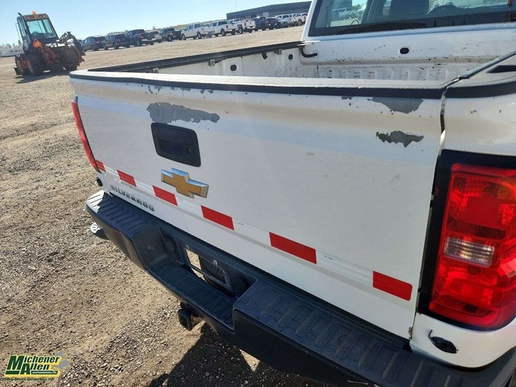 2014-chevrolet-silverado-1500-image-43