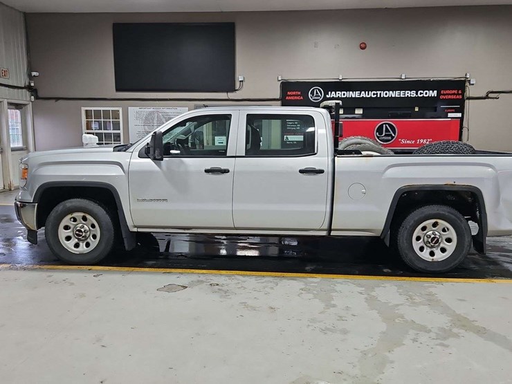 2014-gmc-sierra-1500-image-2
