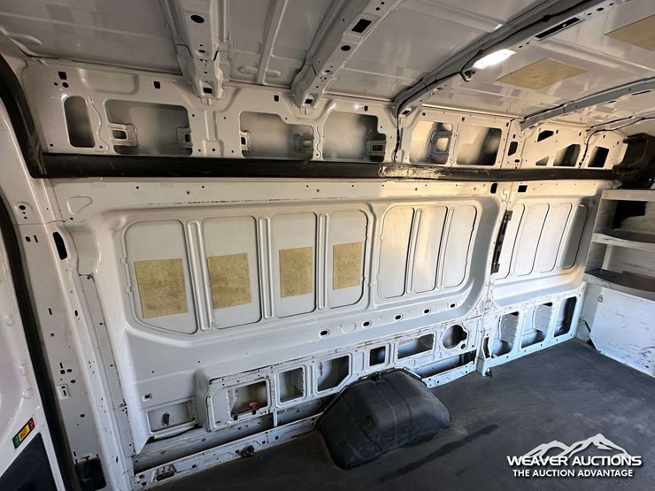 2019-ford-transit-image-35