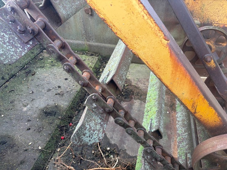 caterpillar-613-image-94
