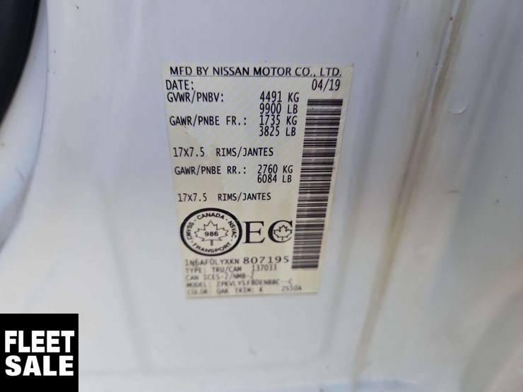 2019-nissan-nv3500hd-image-16