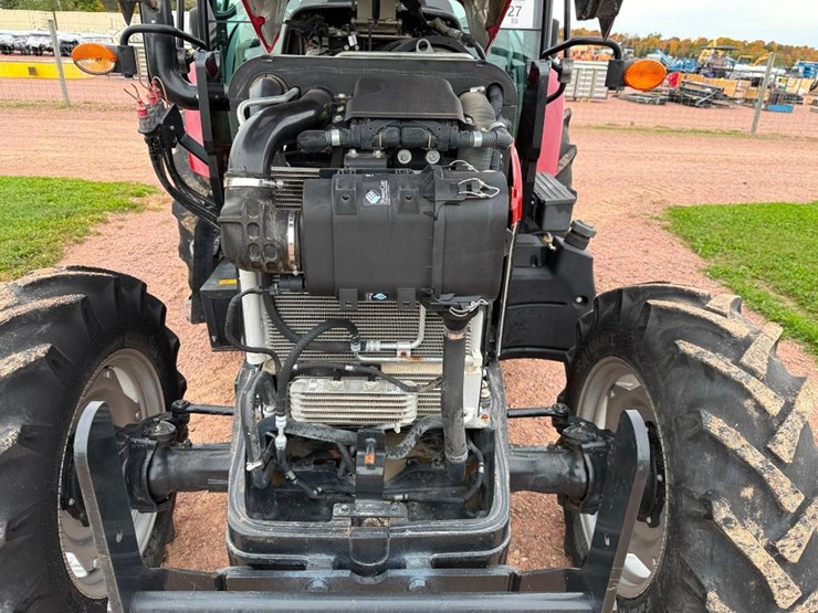 case-ih-farmall-95a-image-32