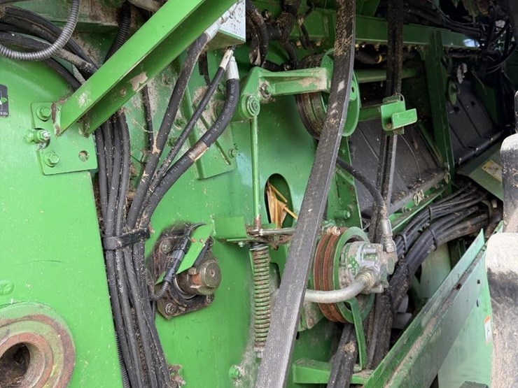 2009-john-deere-9770-sts-image-22
