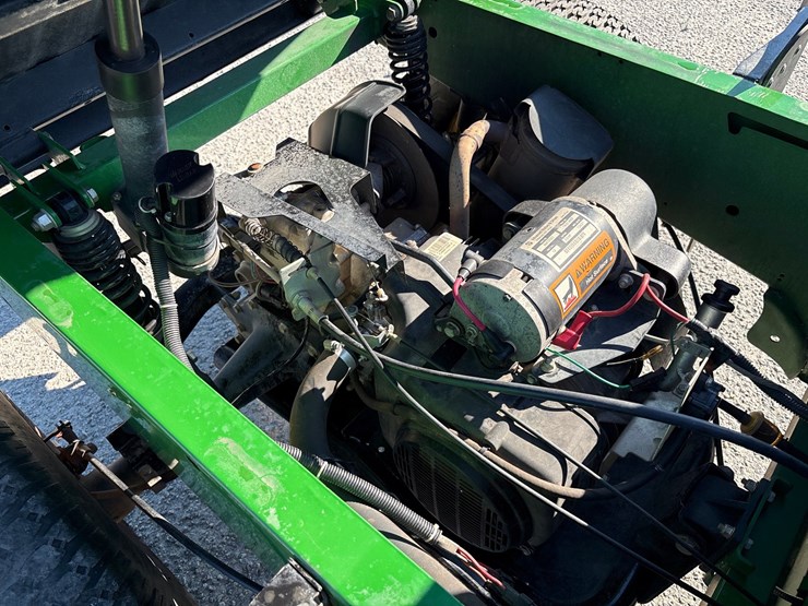 john-deere-turf-gator-image-14