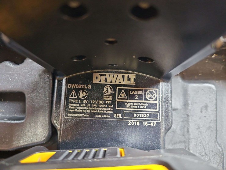 dewalt-laser-level-image-8