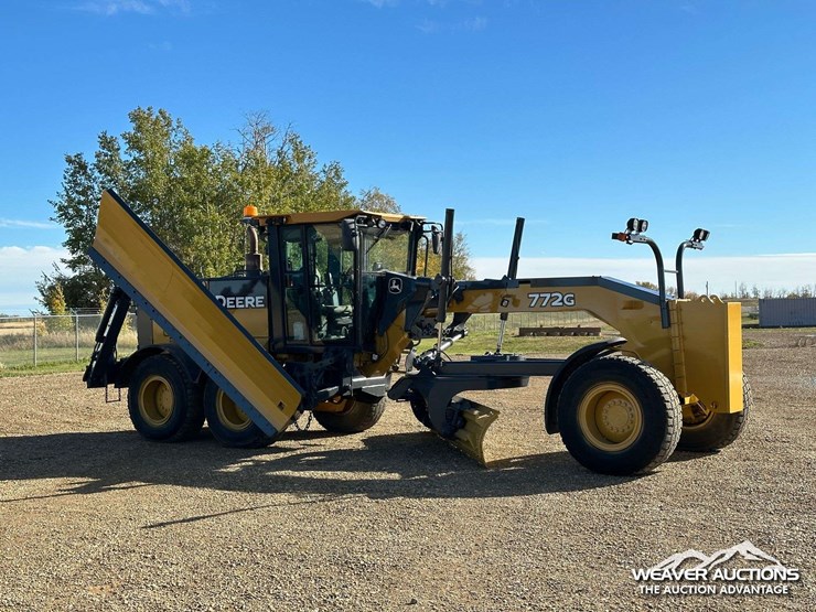 john-deere-15-image-2