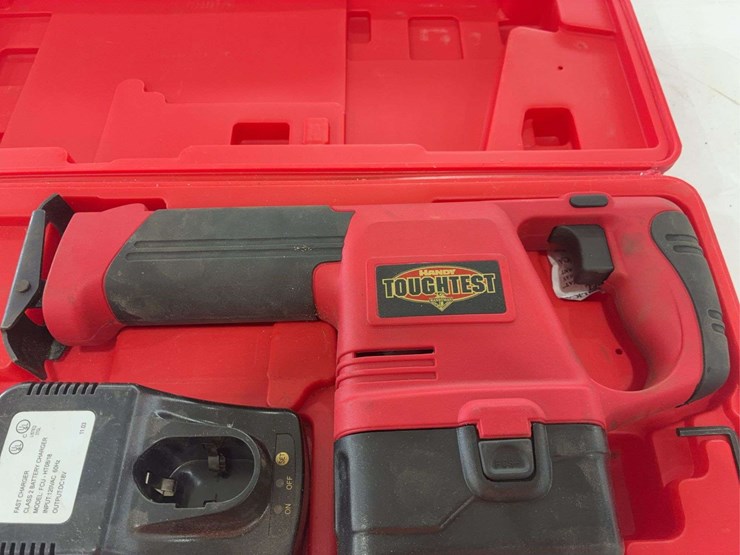 cordless-recip.-saw-with-battery-image-4
