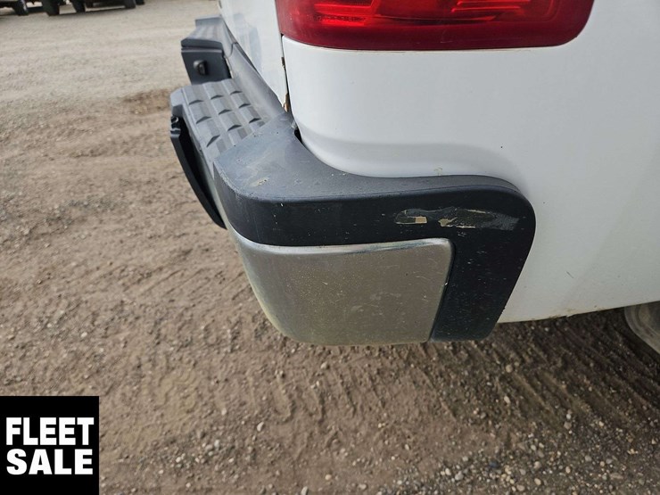 2014-chevrolet-silverado-2500hd-image-36