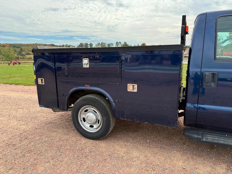 ford-f250-xl-image-11