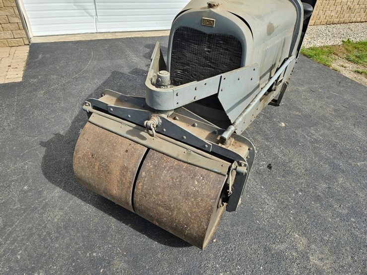 #2504-•-elgin-roller-image-9