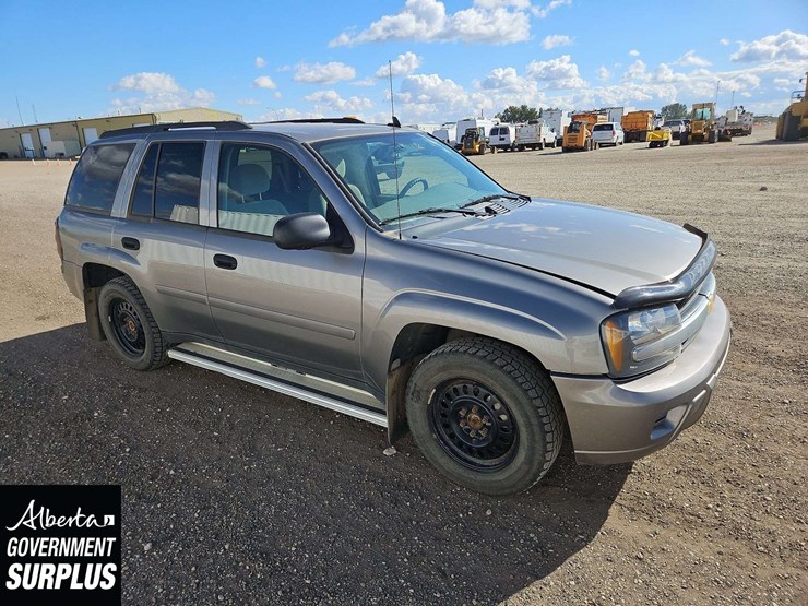 2007-chevrolet-trailblazer-ls-image-2