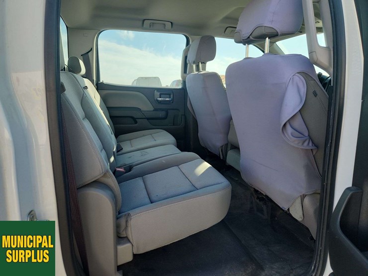 2017-chevrolet-silverado-1500-image-19
