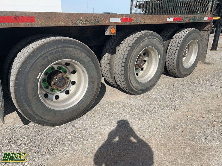 2016-western-star-4900-image-10