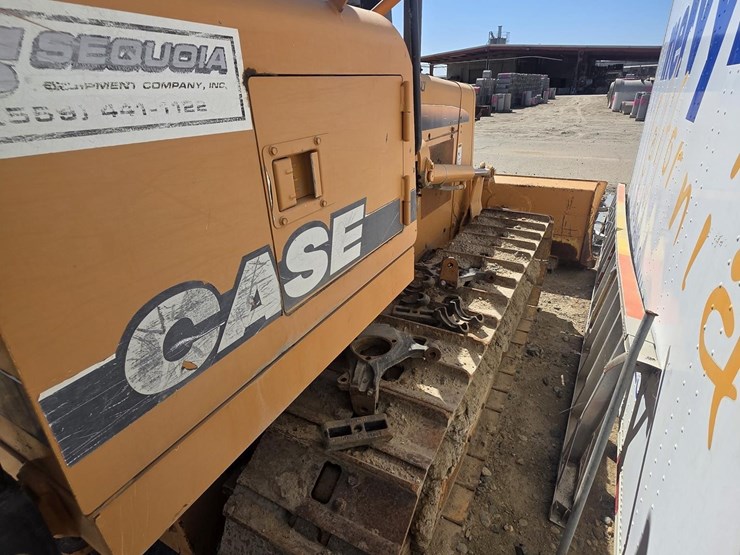 2006-case-550h-image-6