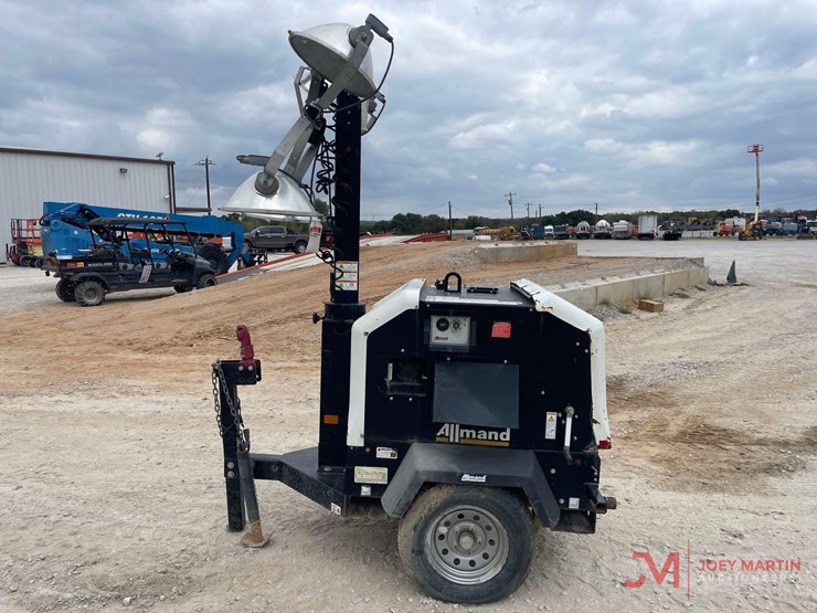 2019-allmand-bros-night-lite-v-series-nlv-image-6