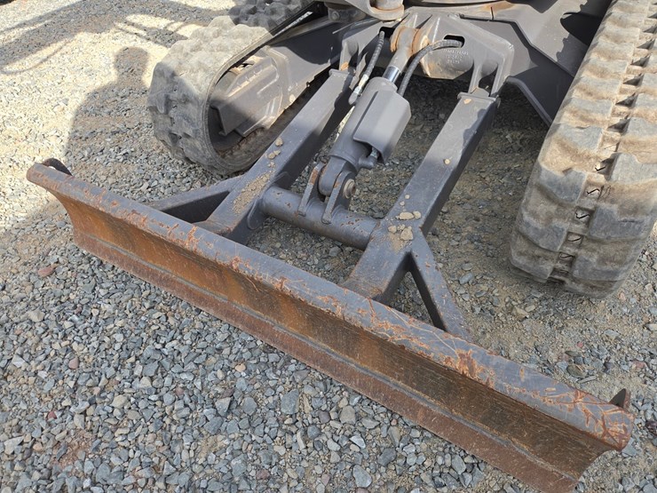 volvo-ec27d-image-19