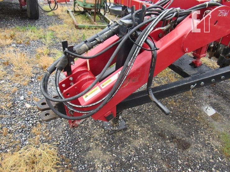 case-ih-5400-image-3
