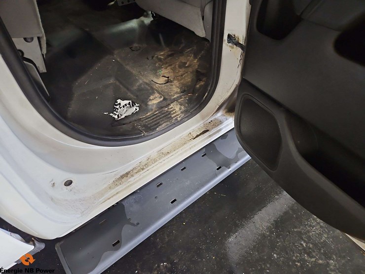 2016-chevrolet-silverado-2500hd-image-35