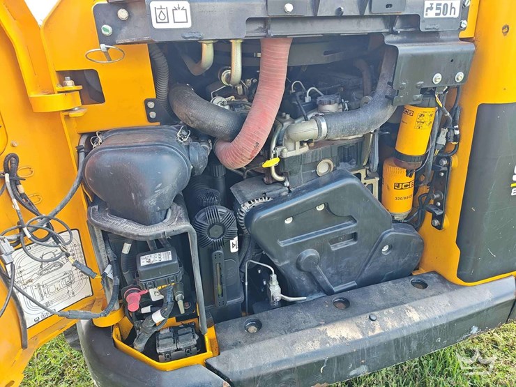 jcb-3ts-8t-image-24