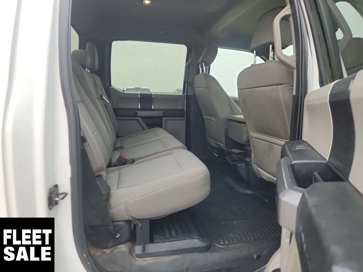 2021-ford-f250-image-18