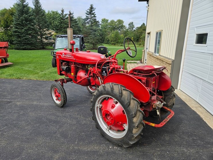 #2507-•-farmall-model-a-tractor-image-3