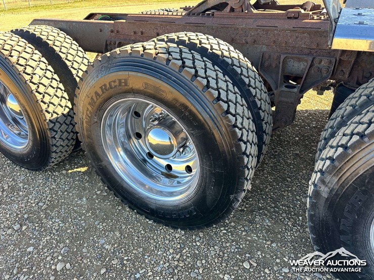 kenworth-w900-image-66