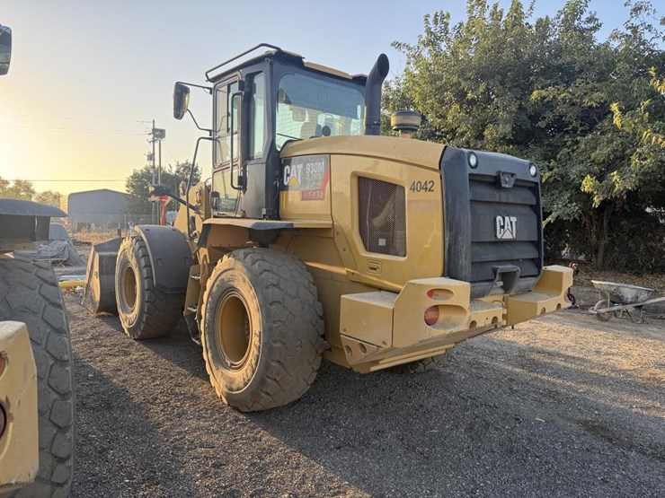 2019-caterpillar-930m-image-2