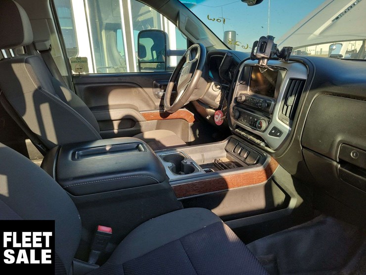 gmc-sierra-2500hd-image-26