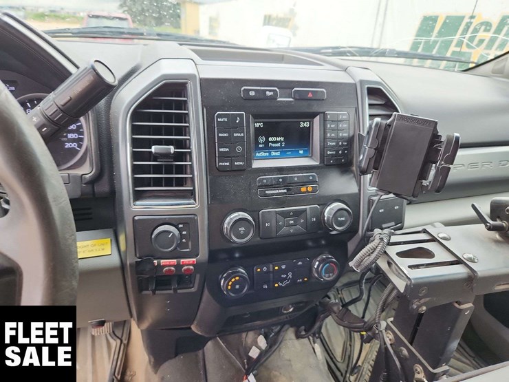 2019-ford-f550-image-19