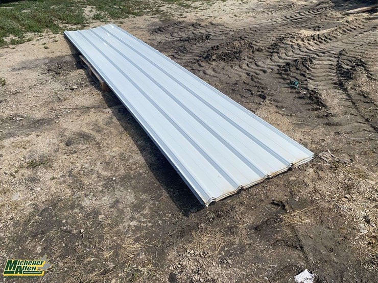 white-metal-siding-16ft-(approximately-60-pieces)-image-4