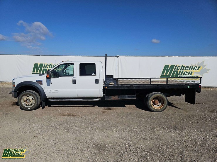 2010-ford-f550-image-5
