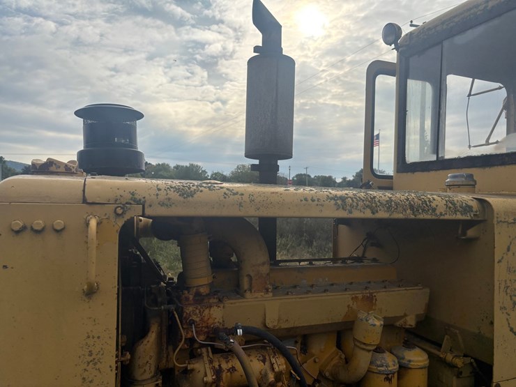 caterpillar-12-image-54