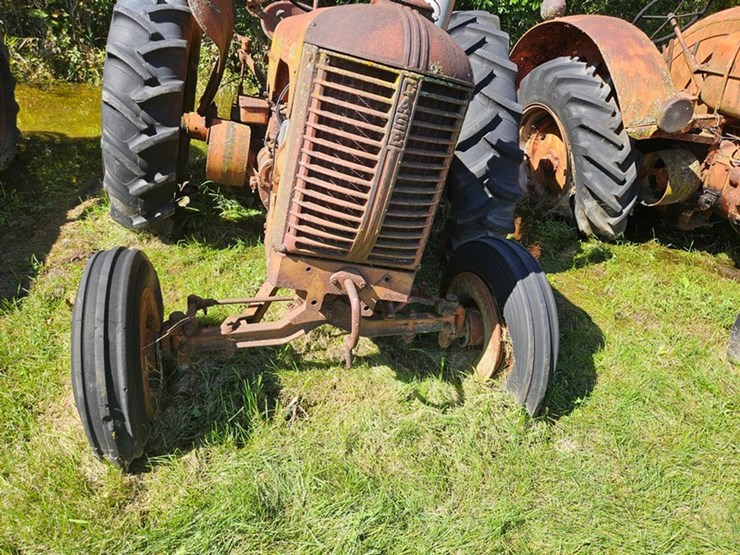 #2525-•-case-tractor-image-9