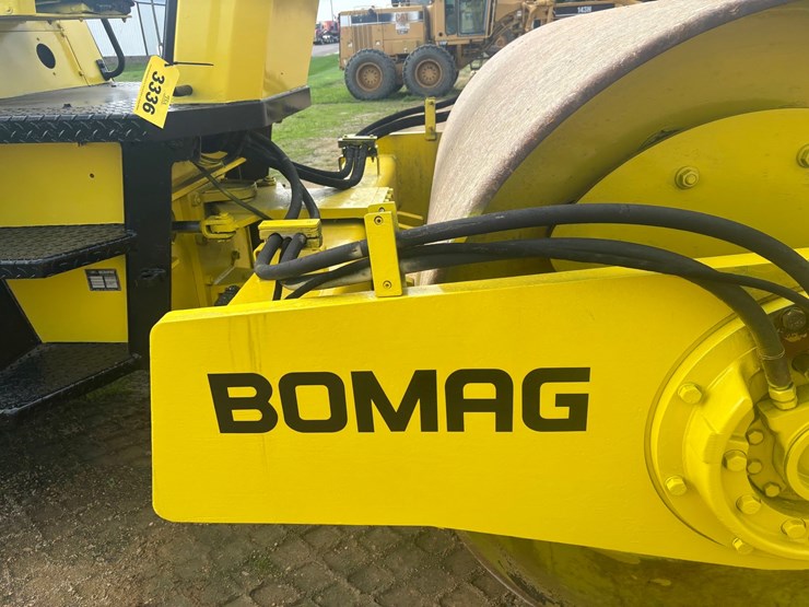 bomag-bw213d-image-8