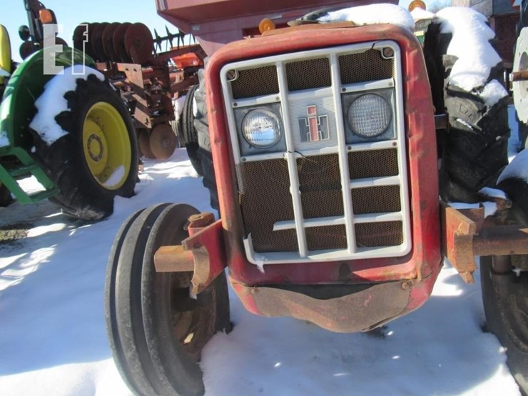 1977-international-464-image-2