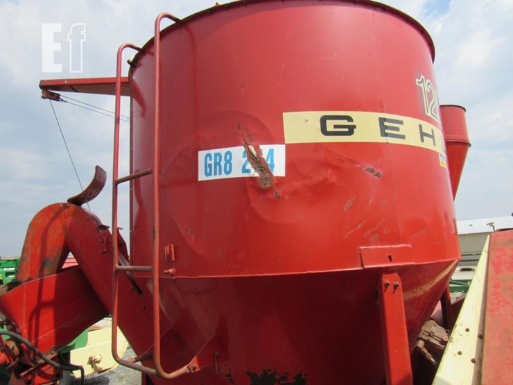 120-gehl-120-image-8