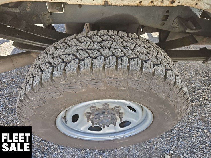 2020-ford-f350-image-11
