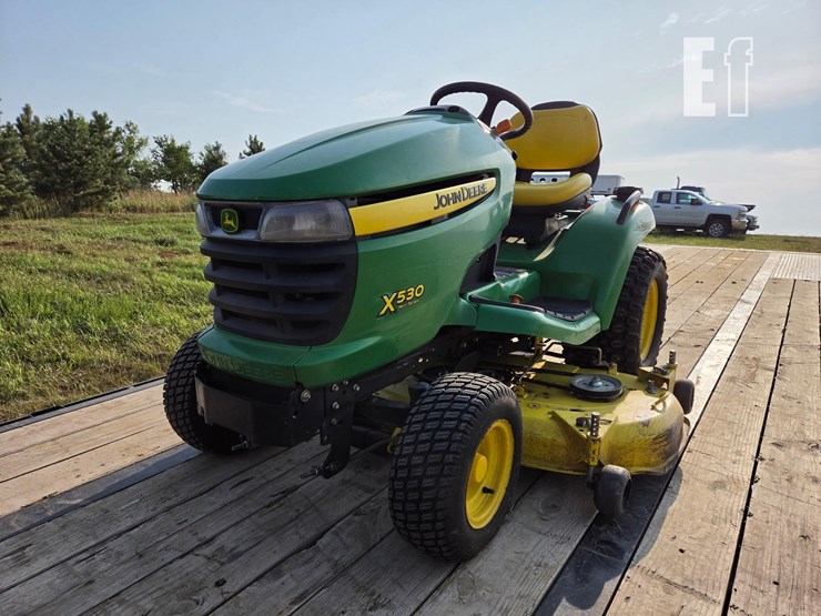 john-deere-x530-image-5