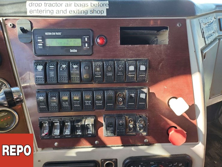 2014-western-star-4900-image-20