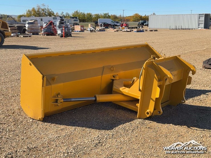 falls-hdr-12a-12-ft.-hydraulic-reversible-snow-plow-image-4