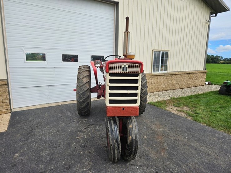 #2509-•-1959-farmall-340-tractor-image-8