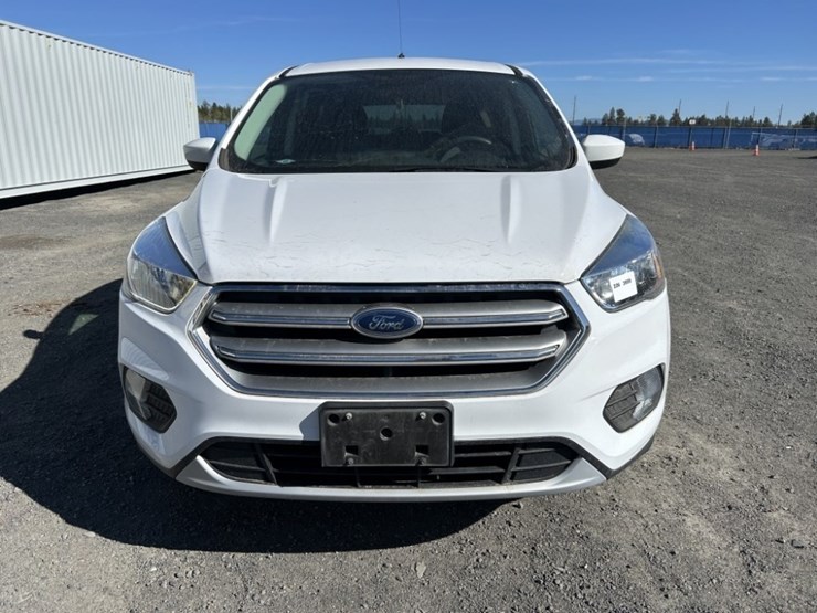 2017-ford-escape-image-8