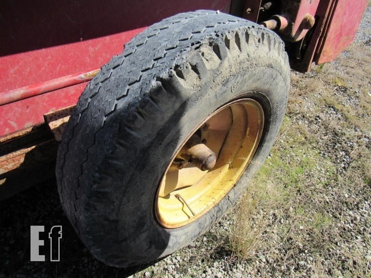 new-holland-516-image-8