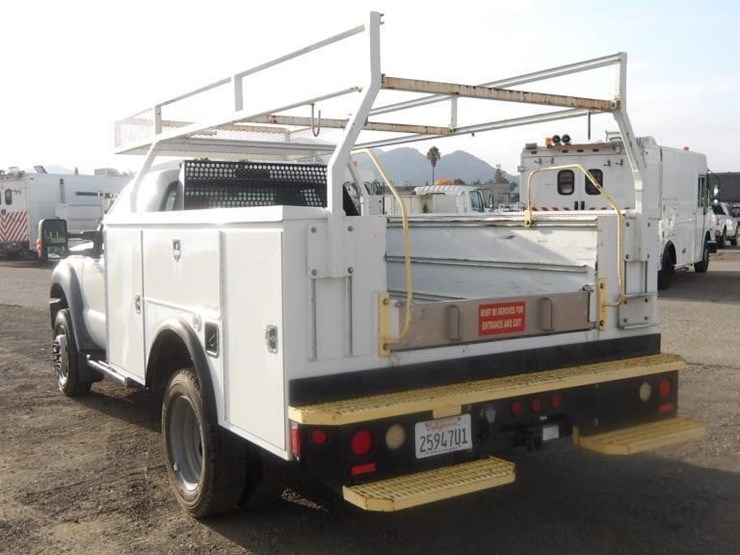 2015-ford-f550-image-4