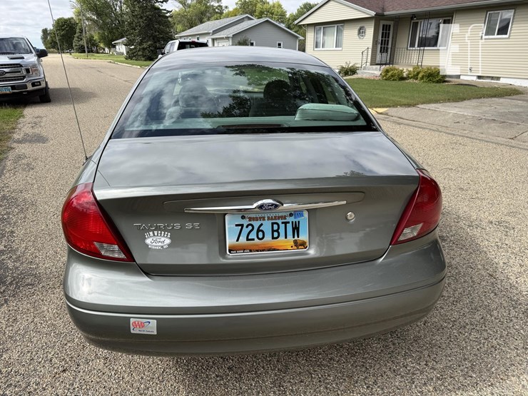 2002-ford-image-7