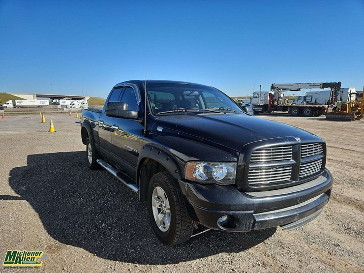 2005-dodge-ram-1500-image-2
