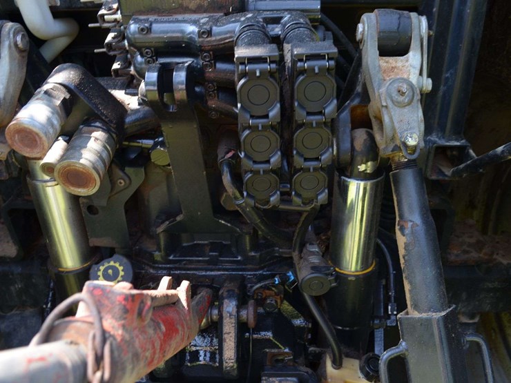 case-ih-125-image-8