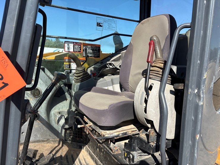 deere-85g-image-46