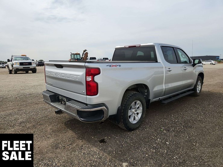 2022-chevrolet-silverado-1500-image-3