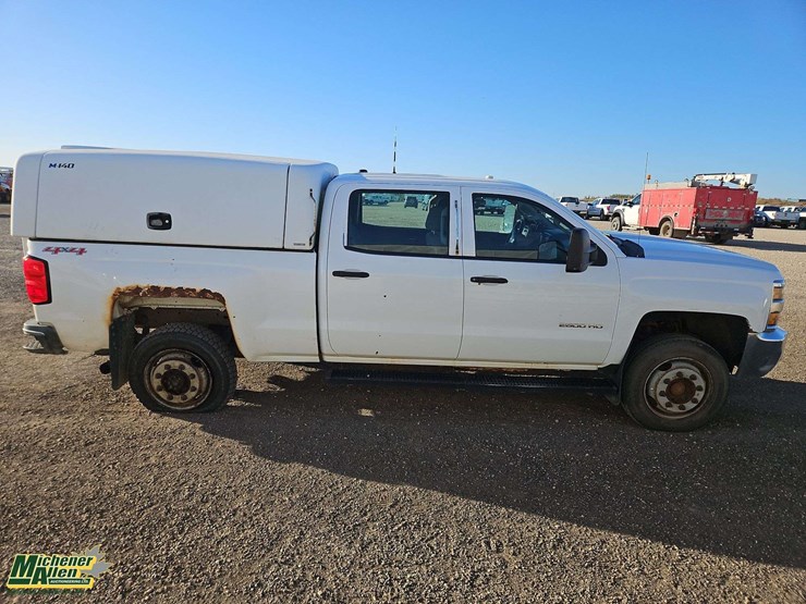 2015-chevrolet-silverado-2500hd-image-7